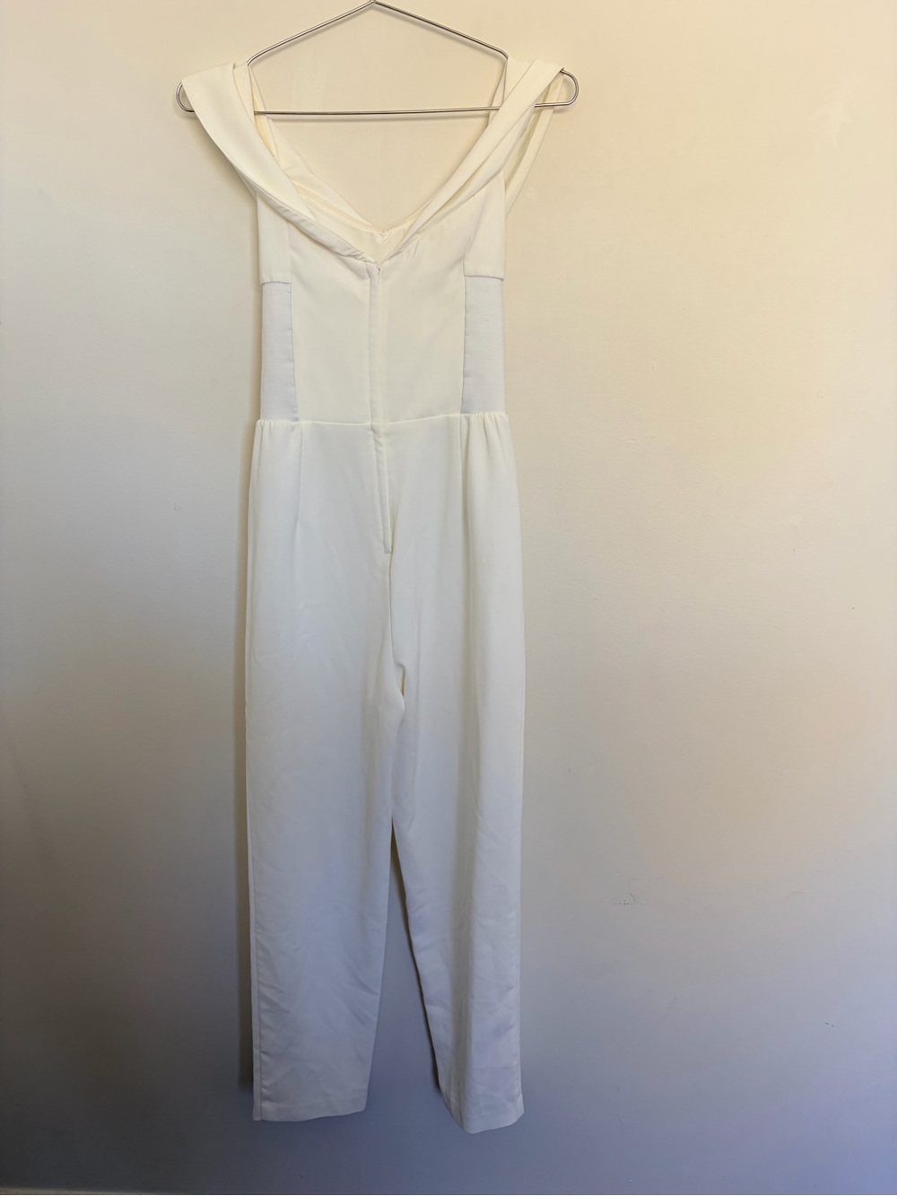 Gorgeous & Elegant H&M Off-Shoulder Jumpsuit in Crisp White - Picture 12 of 14